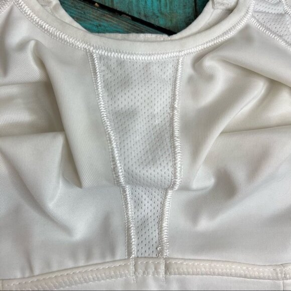 Penningtons Intimates White Sports Bra Size 42B - Picture 5 of 10
